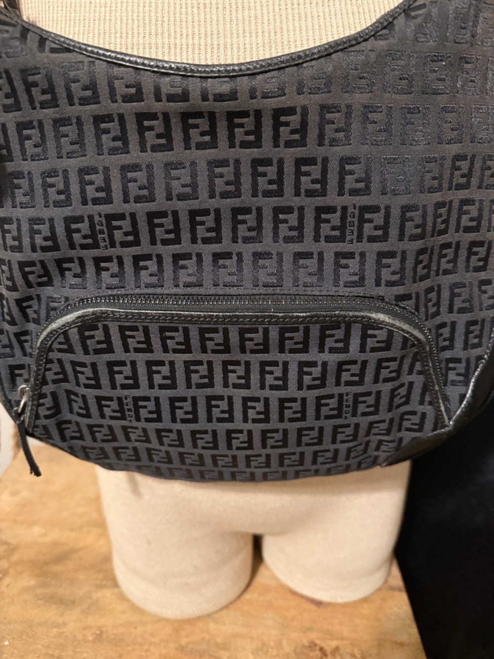 Fendi Black Zucca-Pattern Shoulder 10648BR455 LXT 059 Hobo with Chain Detail - Picture 2 of 9